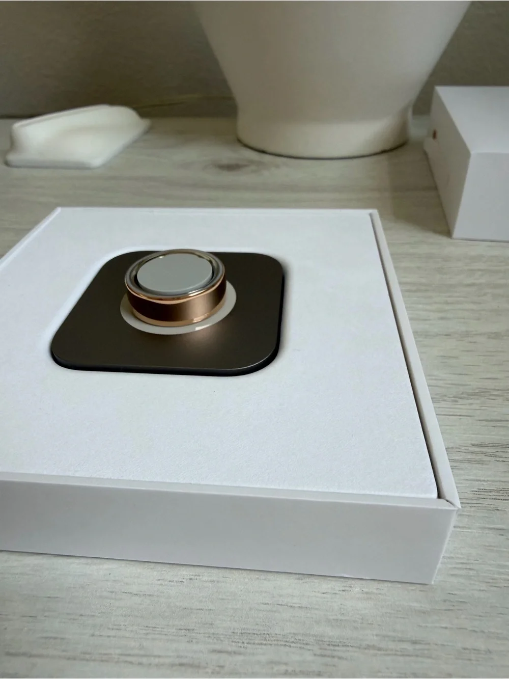 Oura Ring 4 Rose Gold Smart Ring Rose Gold NWT